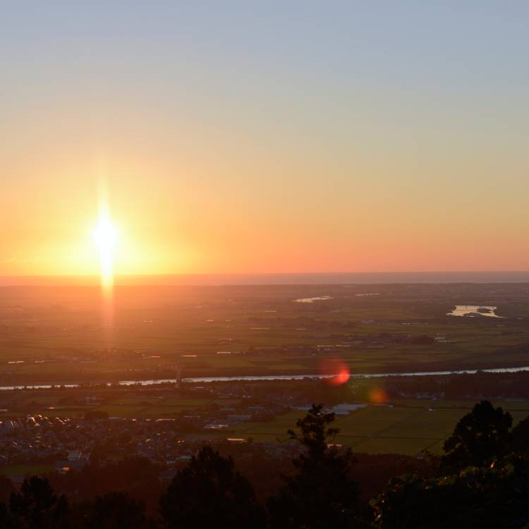 酒田市の夕日の画像